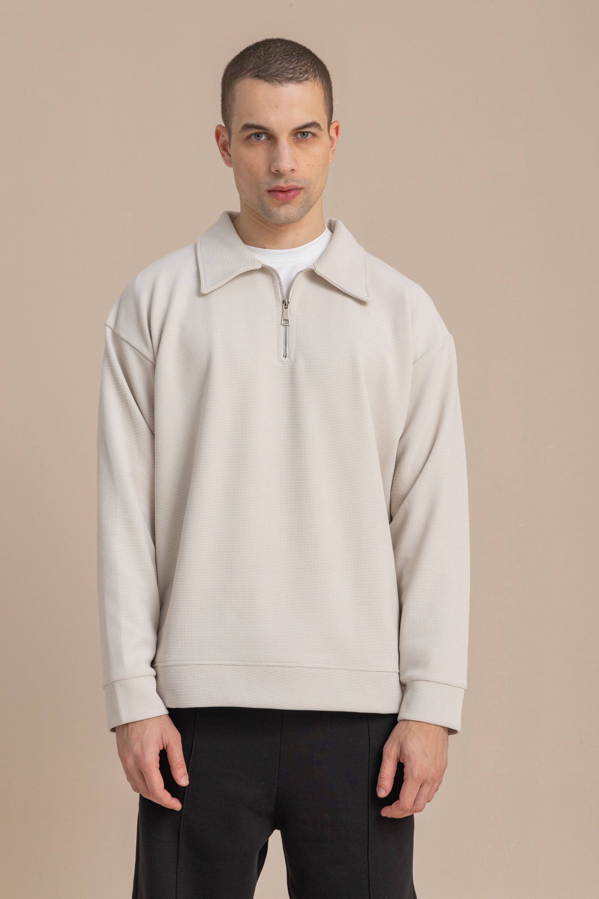 Off-White Textured Quarter Zipper