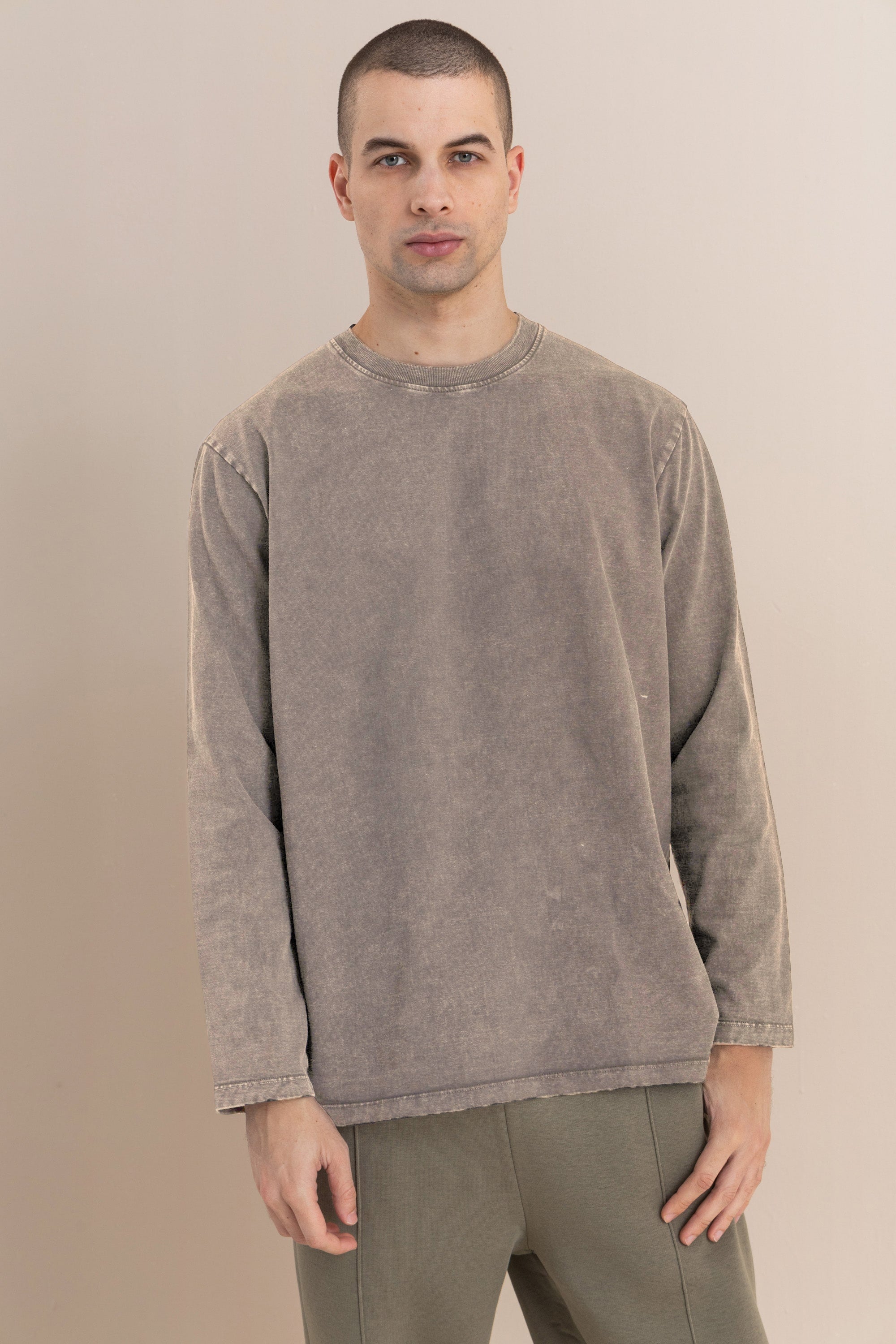Grey Acid Wash Long Sleeve T-Shirt Grey Acid Wash Long Sleeve T-Shirt